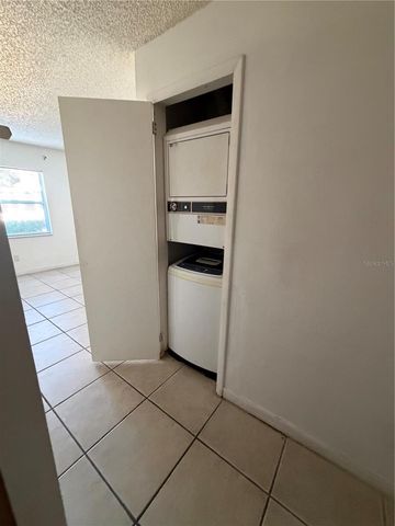 1 LAKE VILLA WAY, Kissimmee, FL 34743