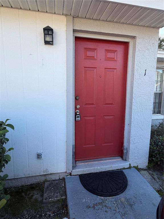 1 LAKE VILLA WAY, Kissimmee, FL 34743