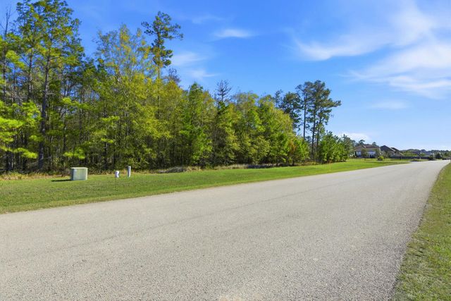 27560 S Lazy Meadow Way, Spring, TX 77386