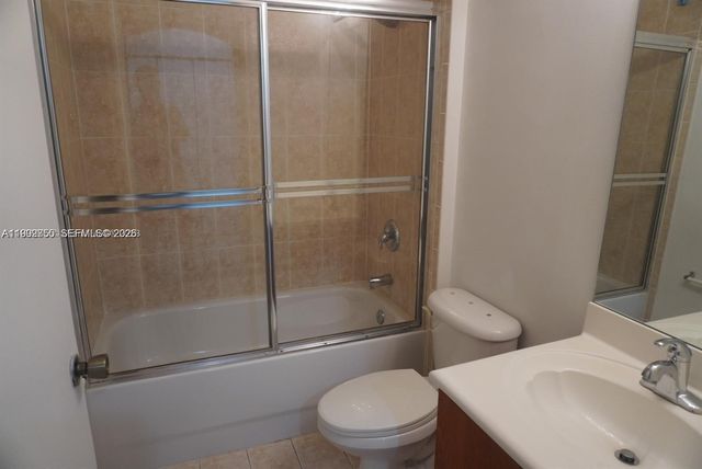 1083 SW 160 ave 1206, Pembroke Pines, FL 33027