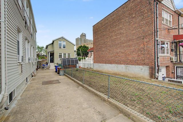 1608 Merry Avenue, Bronx, NY 10461