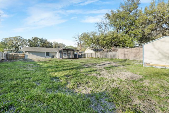 2900 Linden Lea, Irving, TX 75061