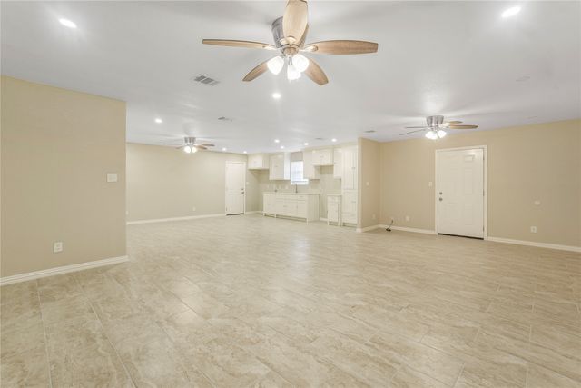 2900 Linden Lea, Irving, TX 75061