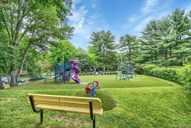 23 Fieldstone Drive 169, Hartsdale, NY 10530