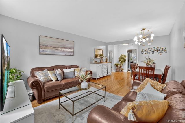 23 Fieldstone Drive 169, Hartsdale, NY 10530