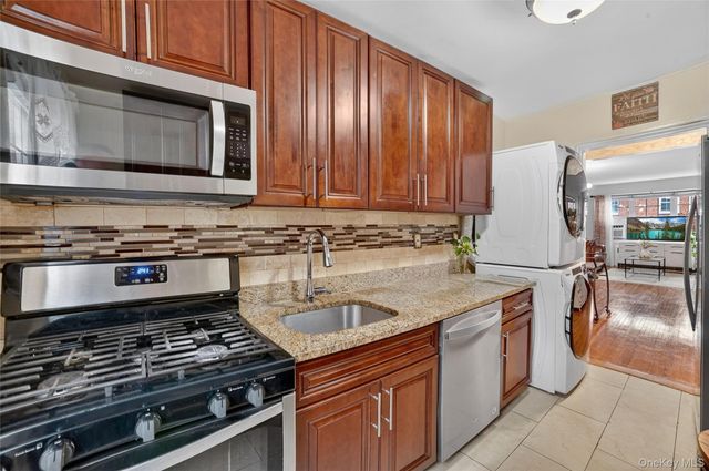 23 Fieldstone Drive 169, Hartsdale, NY 10530