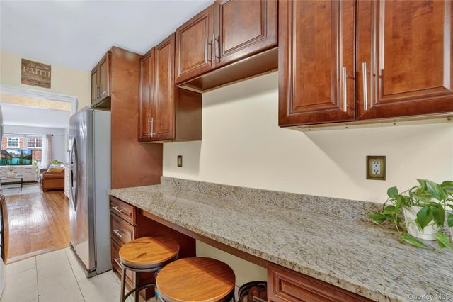 23 Fieldstone Drive 169, Hartsdale, NY 10530