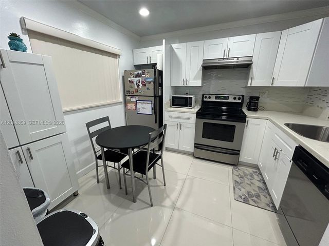 8818 W Mcnab Road 303, Tamarac, FL 33321