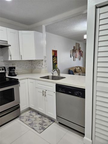 8818 W Mcnab Road 303, Tamarac, FL 33321