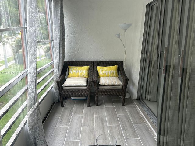 8818 W Mcnab Road 303, Tamarac, FL 33321