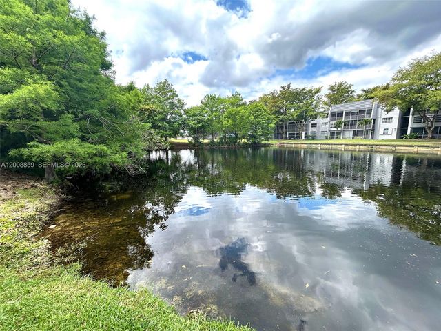 8818 W Mcnab Road 303, Tamarac, FL 33321