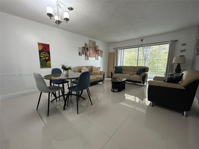 8818 W Mcnab Road 303, Tamarac, FL 33321