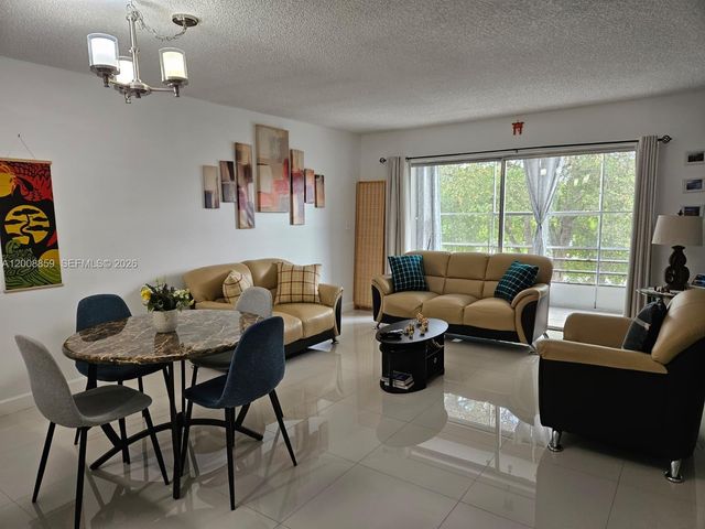 8818 W Mcnab Road 303, Tamarac, FL 33321