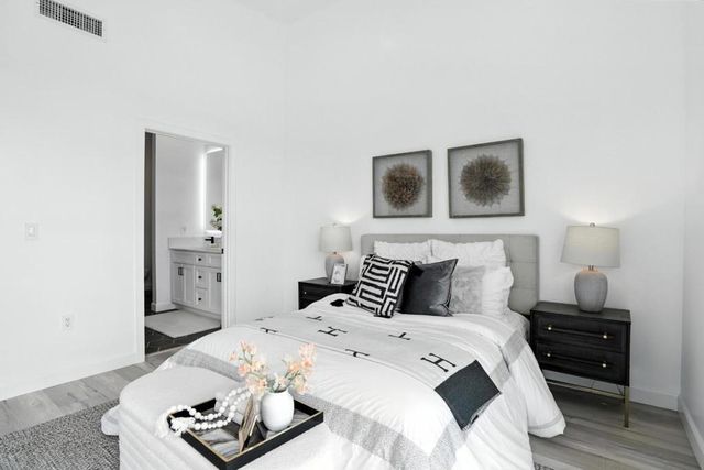 889 McLellan Drive 306, South San Francisco, CA 94080
