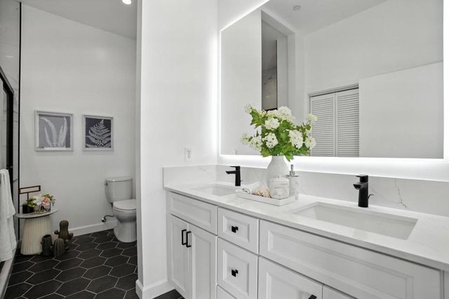 889 McLellan Drive 306, South San Francisco, CA 94080