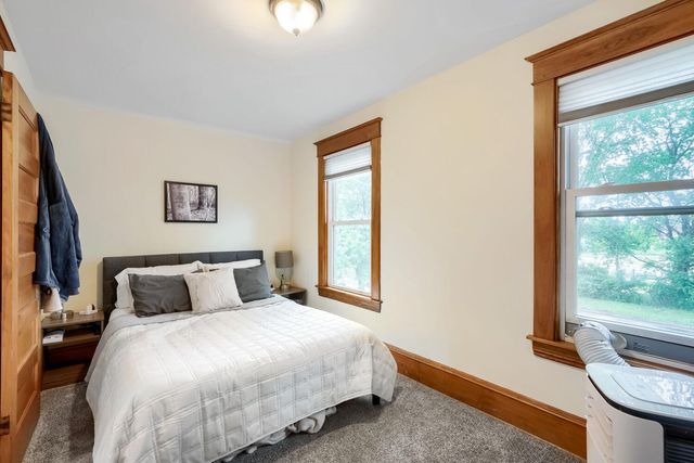 1654 Concordia Avenue, Saint Paul, MN 55104