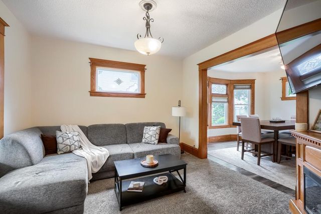 1654 Concordia Avenue, Saint Paul, MN 55104