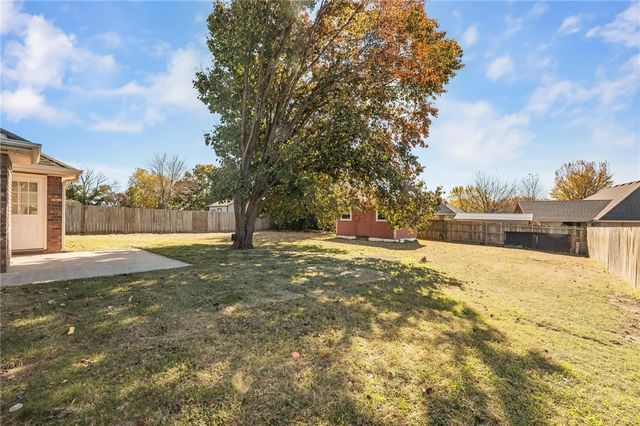 132 Fox Run Cr, Centerton, AR 72719