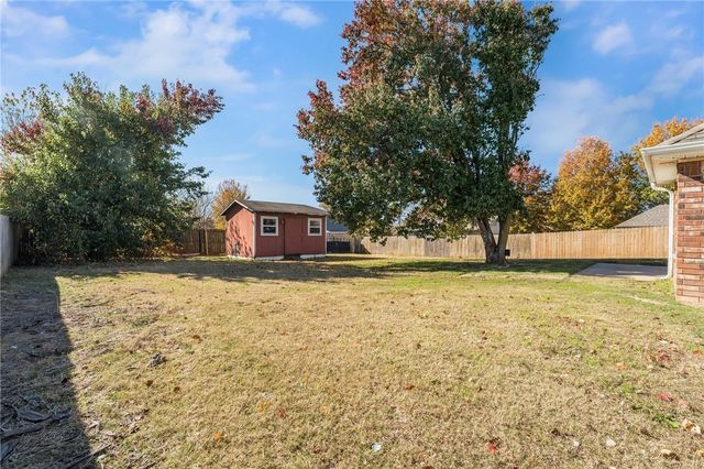 132 Fox Run Cr, Centerton, AR 72719