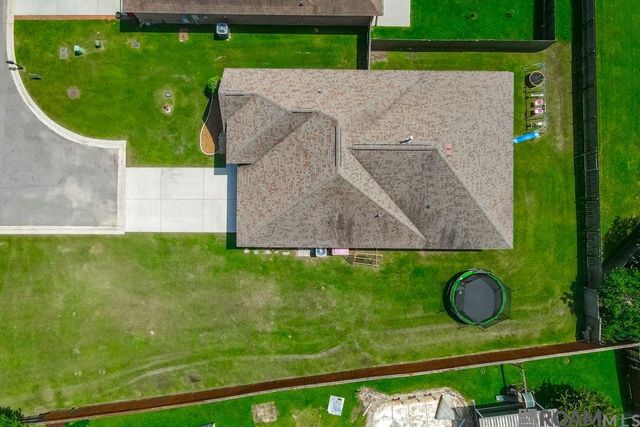 32463 Curtis Cove Ln, Denham Springs, LA 70706