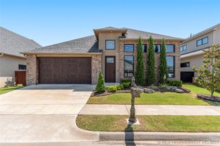 8505 S Phoenix Avenue, Tulsa, OK 74132