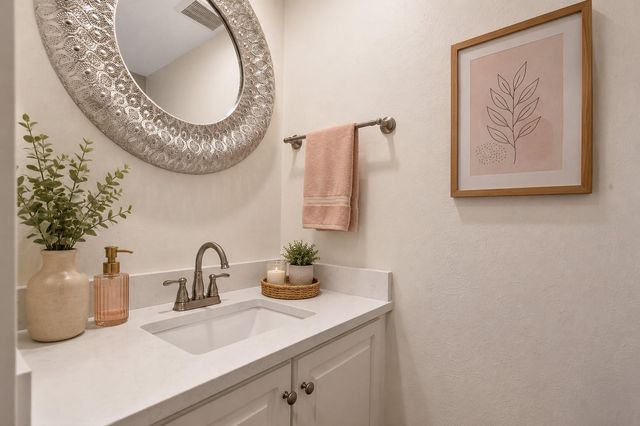 19 Heather Wisp, The Woodlands, TX 77381