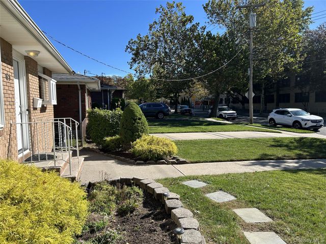 61 Natick Street, Staten Island, NY 10306