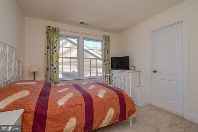 8 COMSTOCK LN, Skillman, NJ 08558