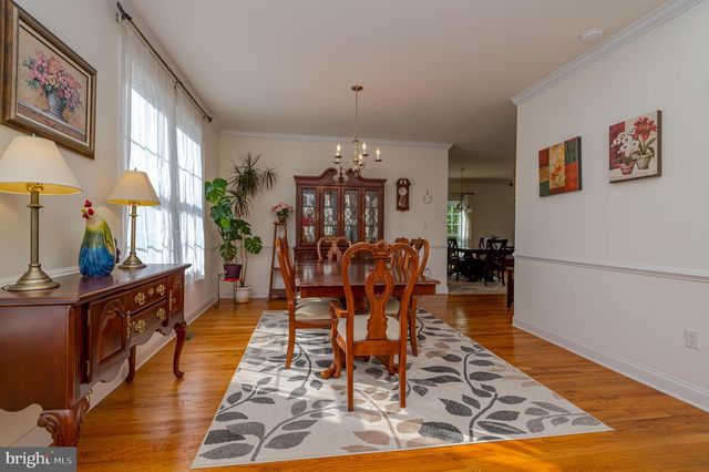 8 COMSTOCK LN, Skillman, NJ 08558