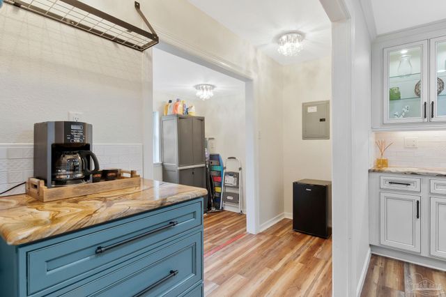 2750 Mercado Dr, Pensacola, FL 32507