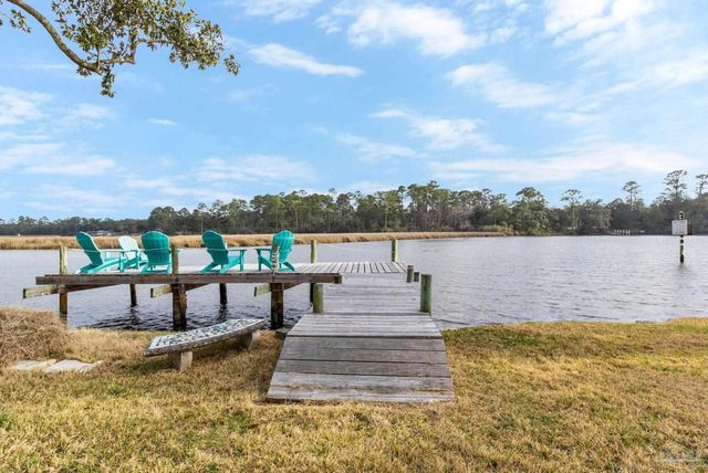 2750 Mercado Dr, Pensacola, FL 32507