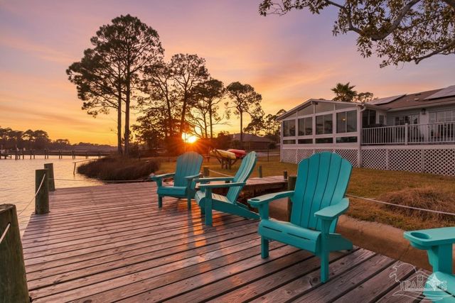 2750 Mercado Dr, Pensacola, FL 32507