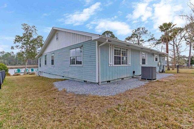 2750 Mercado Dr, Pensacola, FL 32507