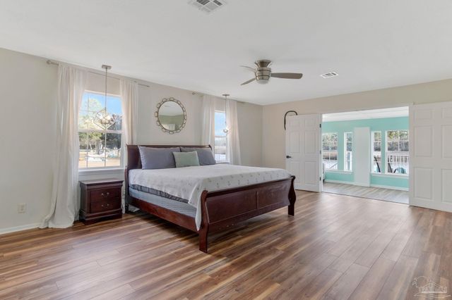 2750 Mercado Dr, Pensacola, FL 32507