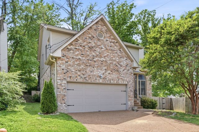 913 Magnolia Ct, W, Nashville, TN 37221