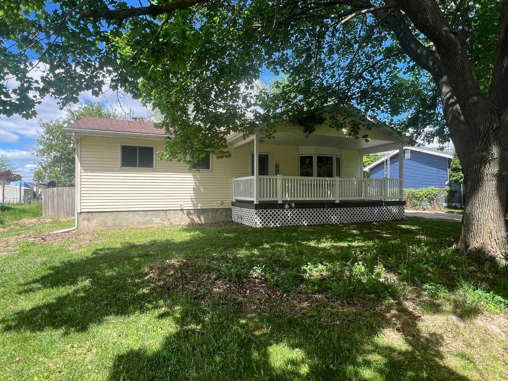 319 Campbell Street, Beaverton, MI 48612