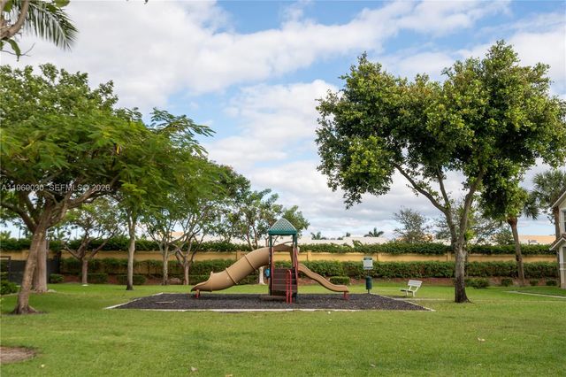 1902 Belmont Ln 1902, North Lauderdale, FL 33068