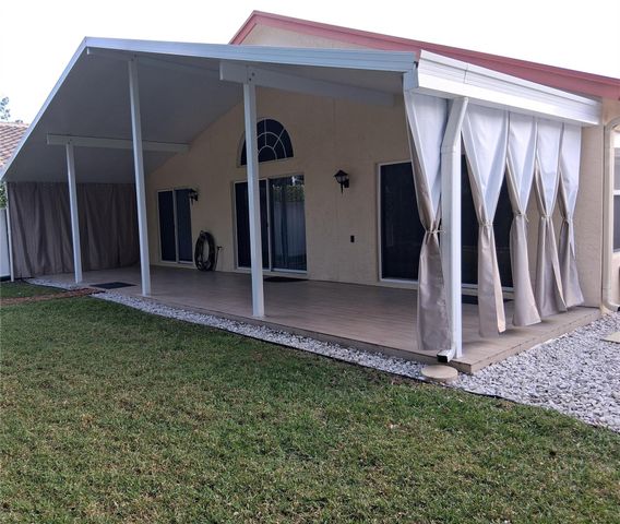 231 Preserve Ct, Royal Palm Beach, FL 33411