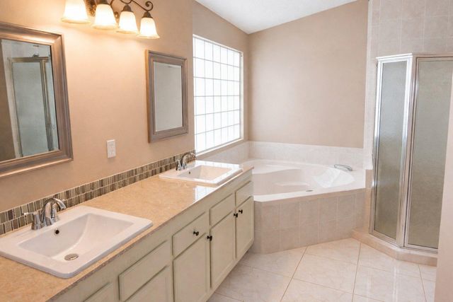 231 Preserve Court, Royal Palm Beach, FL 33411
