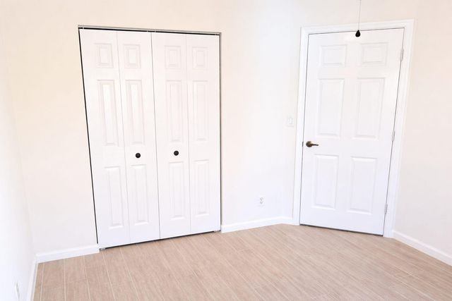231 Preserve Court, Royal Palm Beach, FL 33411