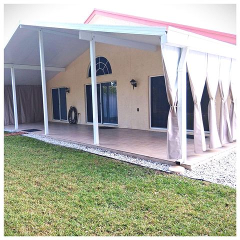 231 Preserve Court, Royal Palm Beach, FL 33411