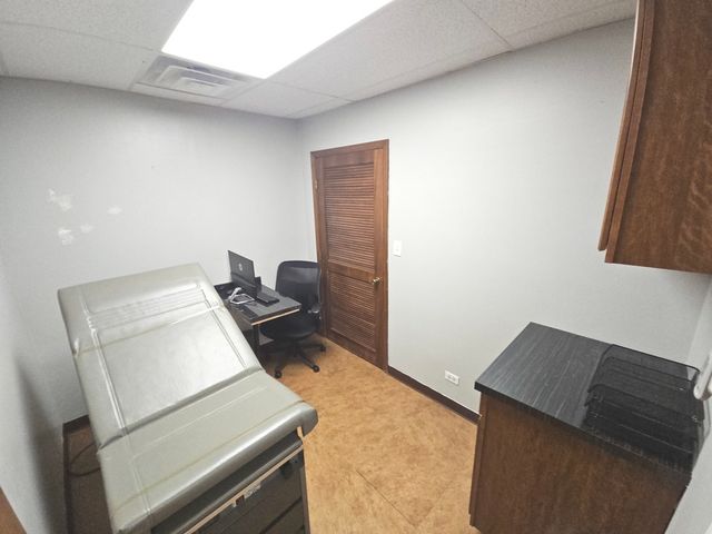 455 E MAIN Street, East Dundee, IL 60118