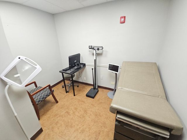 455 E MAIN Street, East Dundee, IL 60118