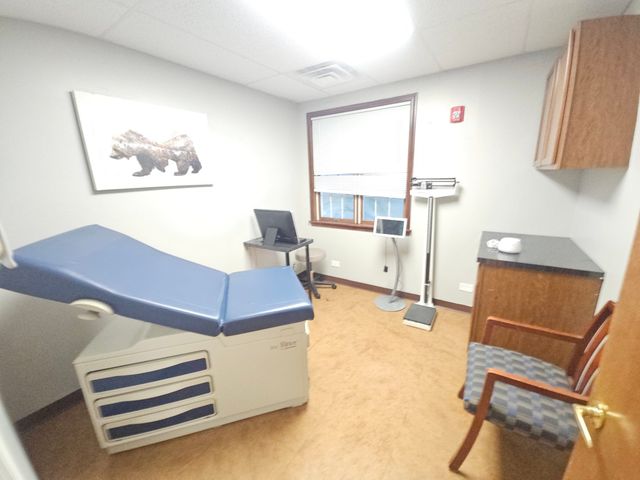 455 E MAIN Street, East Dundee, IL 60118