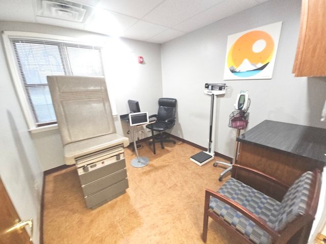 455 E MAIN Street, East Dundee, IL 60118