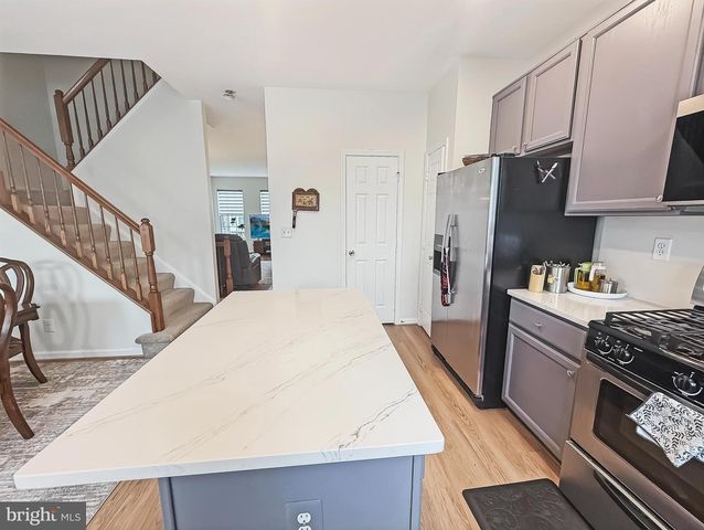 2535 JAMES MONROE CIR, Herndon, VA 20171