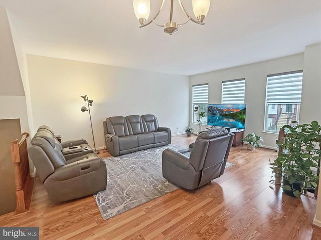 2535 JAMES MONROE CIR, Herndon, VA 20171