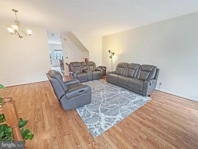 2535 JAMES MONROE CIR, Herndon, VA 20171