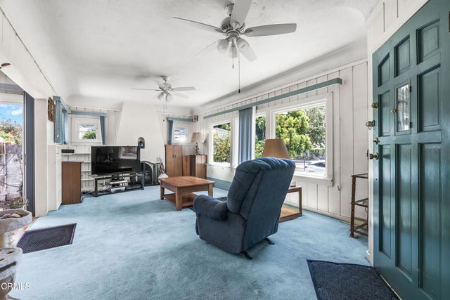 861 Monterey Road, Glendale, CA 91206
