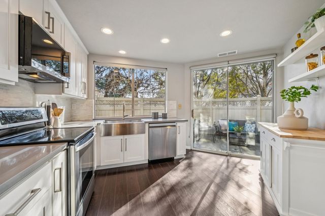 2520 2520 Beach Head Way, Richmond, CA 94804